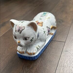 Vintage Frederick Cooper Chicago Large Hand Painted Cat with Butterflies